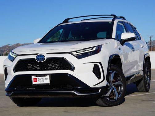 2023 Toyota RAV4 Prime SE