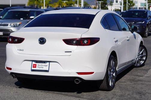 2023 Mazda Mazda3 FWD w/Preferred Package