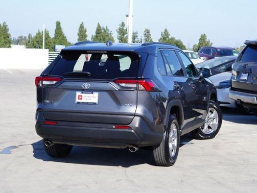 Magnetic Gray Metallic 2025 Toyota RAV4 XLE