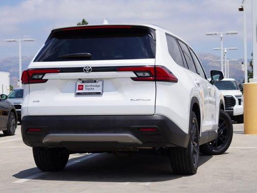 Wind Chill Pearl 2024 Toyota Grand Highlander Platinum