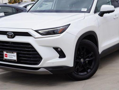 Wind Chill Pearl 2024 Toyota Grand Highlander Platinum