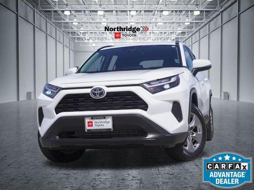 Ice Cap 2024 Toyota RAV4 XLE