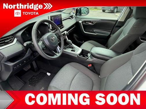 Ice Cap 2024 Toyota RAV4 XLE