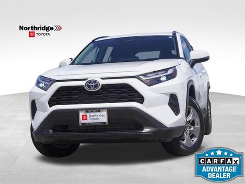 Ice Cap 2024 Toyota RAV4 XLE