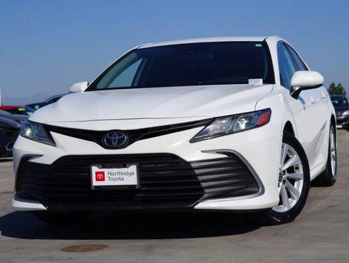 2022 Toyota Camry LE