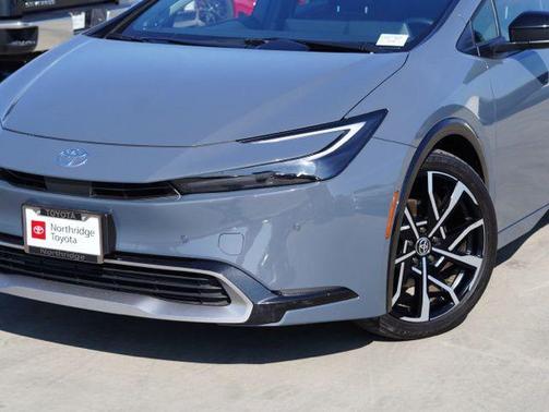 Guardian Gray 2023 Toyota Prius Prime XSE Premium