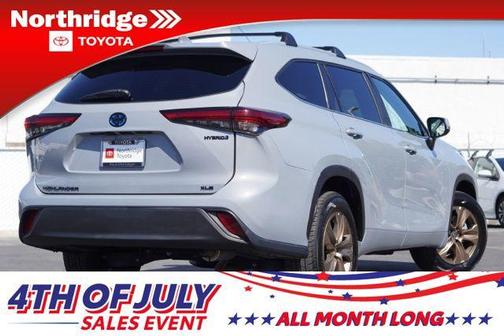 2023 Toyota Highlander Hybrid XLE