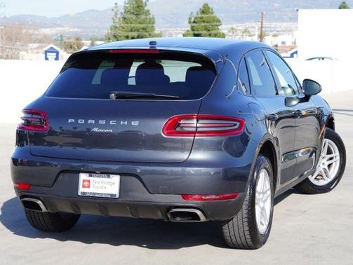 2018 Porsche Macan Base
