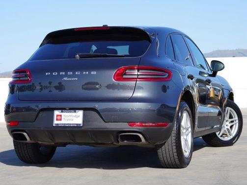 2018 Porsche Macan Base