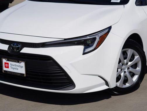 Ice Cap 2026 Toyota Corolla Hybrid LE