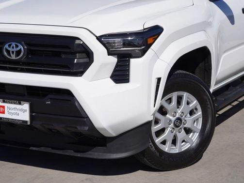 2025 Toyota Tacoma SR