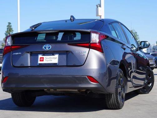 2021 Toyota Prius XLE
