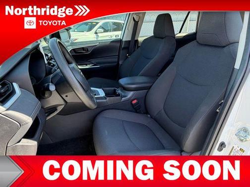 Ice Cap 2024 Toyota RAV4 LE