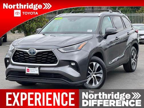 2021 Toyota Highlander Hybrid XLE