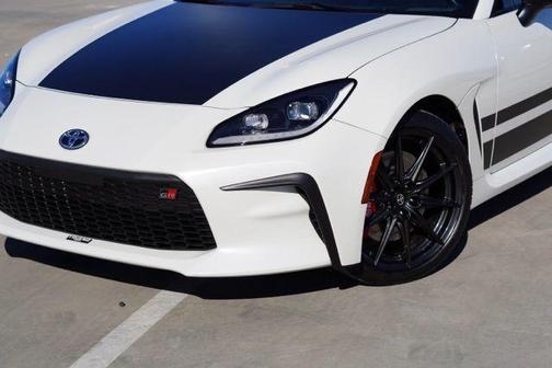 2024 Toyota GR86 Base