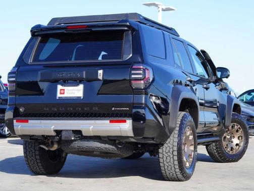 2025 Toyota 4Runner Hybrid Trailhunter