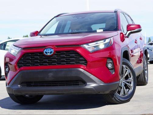 2022 Toyota RAV4 Hybrid XLE Premium
