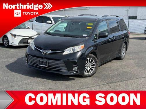 2019 Toyota Sienna XLE