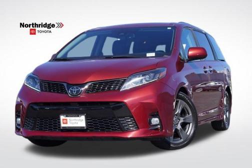 2020 Toyota Sienna SE