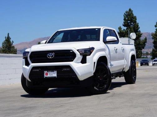 Ice Cap 2025 Toyota Tacoma SR5