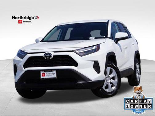 Ice Cap 2025 Toyota RAV4 LE