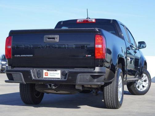 Black 2022 Chevrolet Colorado LT