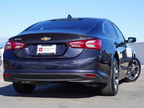Dark Ash Metallic 2022 Chevrolet Malibu FWD LT