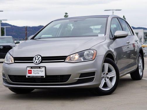 2017 Volkswagen Golf TSI Wolfsburg Edition 4-Door