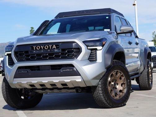 2024 Toyota Tacoma Hybrid Trailhunter