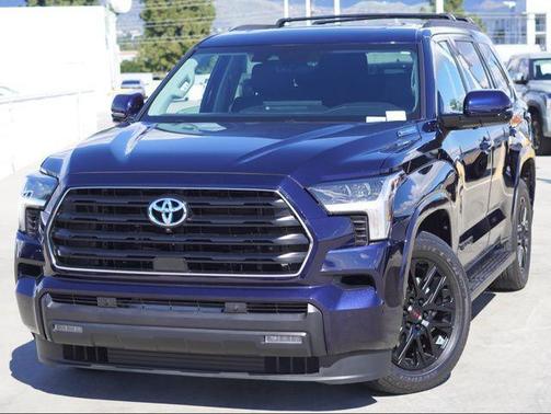 2024 Toyota Sequoia SR5