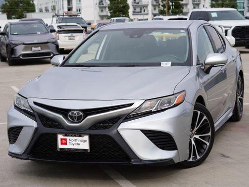 2019 Toyota Camry SE