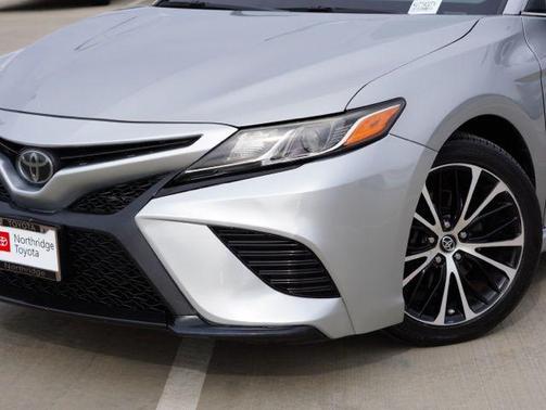 2019 Toyota Camry SE