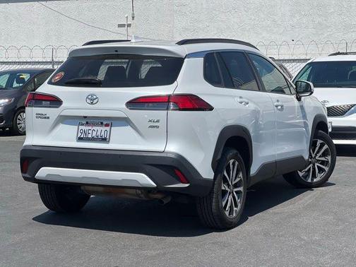 2022 Toyota Corolla Cross XLE