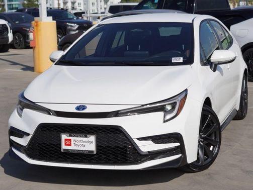 2025 Toyota Corolla Hybrid LE