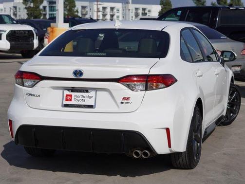 2025 Toyota Corolla Hybrid LE