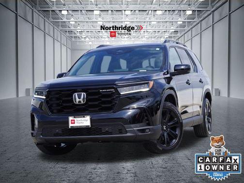 Crystal Black Pearl 2025 Honda Pilot Black Edition