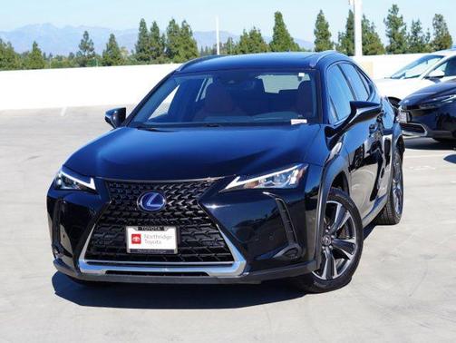 Obsidian 2020 Lexus UX 250h Base