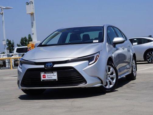 Classic Silver Metallic 2025 Toyota Corolla Hybrid LE