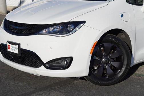 2020 Chrysler Pacifica Hybrid Limited