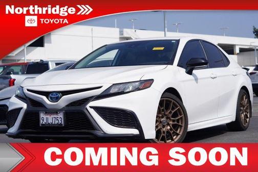 2024 Toyota Camry Hybrid SE