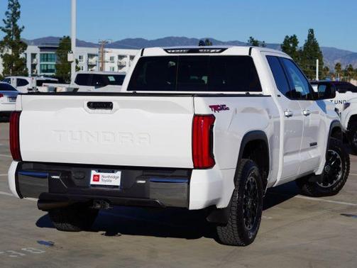 2022 Toyota Tundra SR5