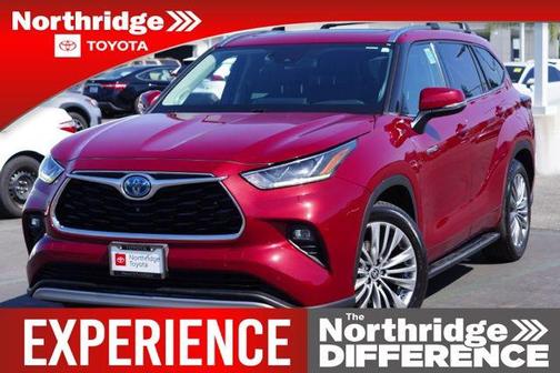 2021 Toyota Highlander Hybrid Platinum
