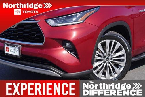 2021 Toyota Highlander Hybrid Platinum