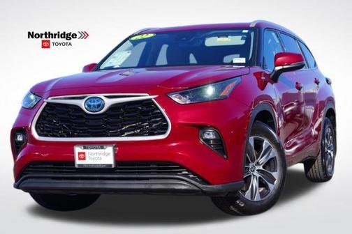 2022 Toyota Highlander Hybrid XLE