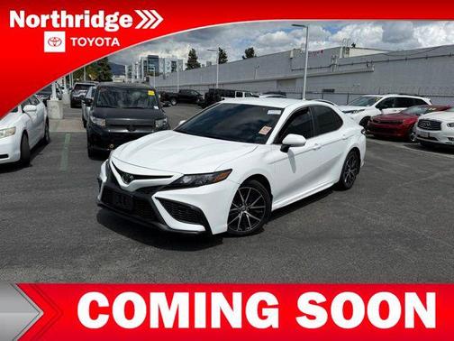 Ice Cap 2023 Toyota Camry SE
