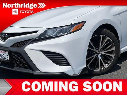 2020 Toyota Camry SE
