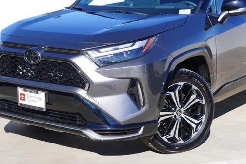 2025 Toyota RAV4 Hybrid SE