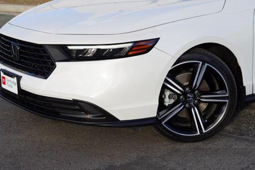 2023 Honda Accord Hybrid Base