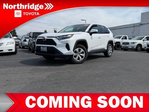 Ice Cap 2023 Toyota RAV4 LE