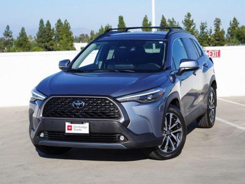 Celestite 2024 Toyota Corolla Cross XLE